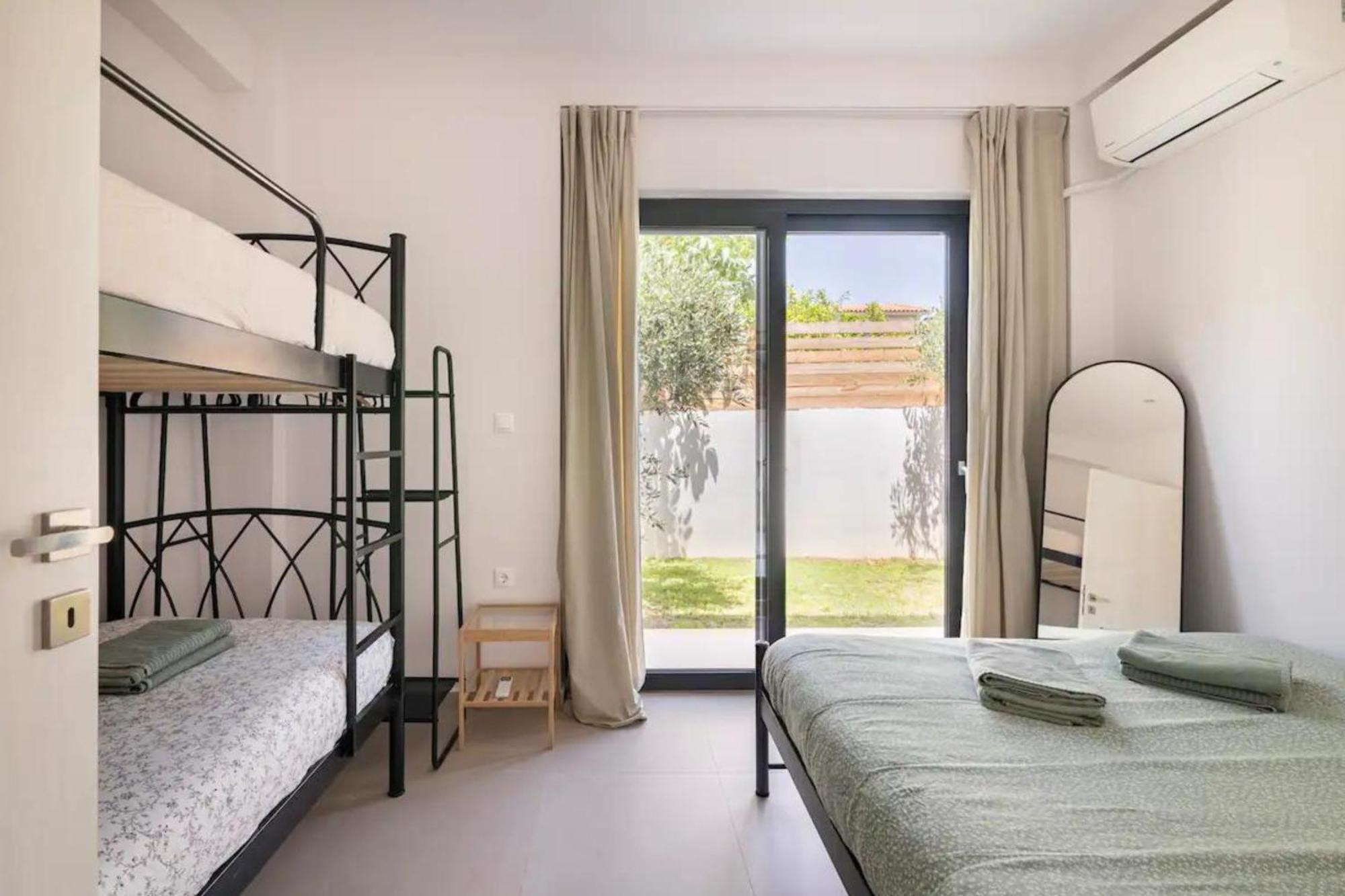 Villa Kala Loutraki - Private Pool & Sauna I Beach ภายนอก รูปภาพ