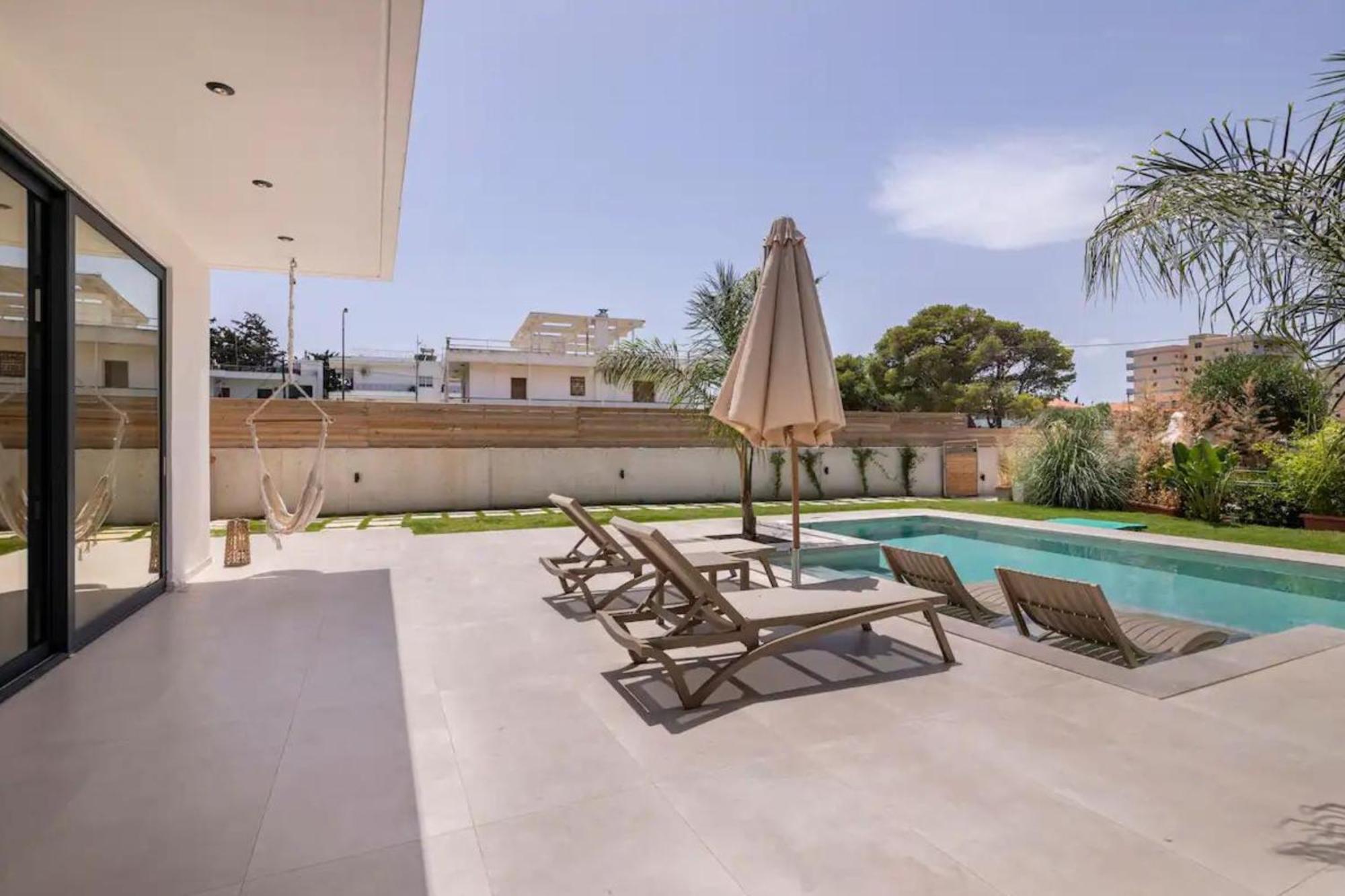 Villa Kala Loutraki - Private Pool & Sauna I Beach ภายนอก รูปภาพ